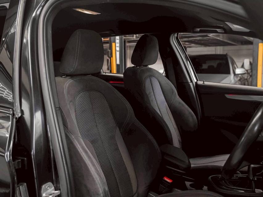 รหัสรถ 67GG7411 2015 BMW 218i Active Tourer M-Sport F45 8