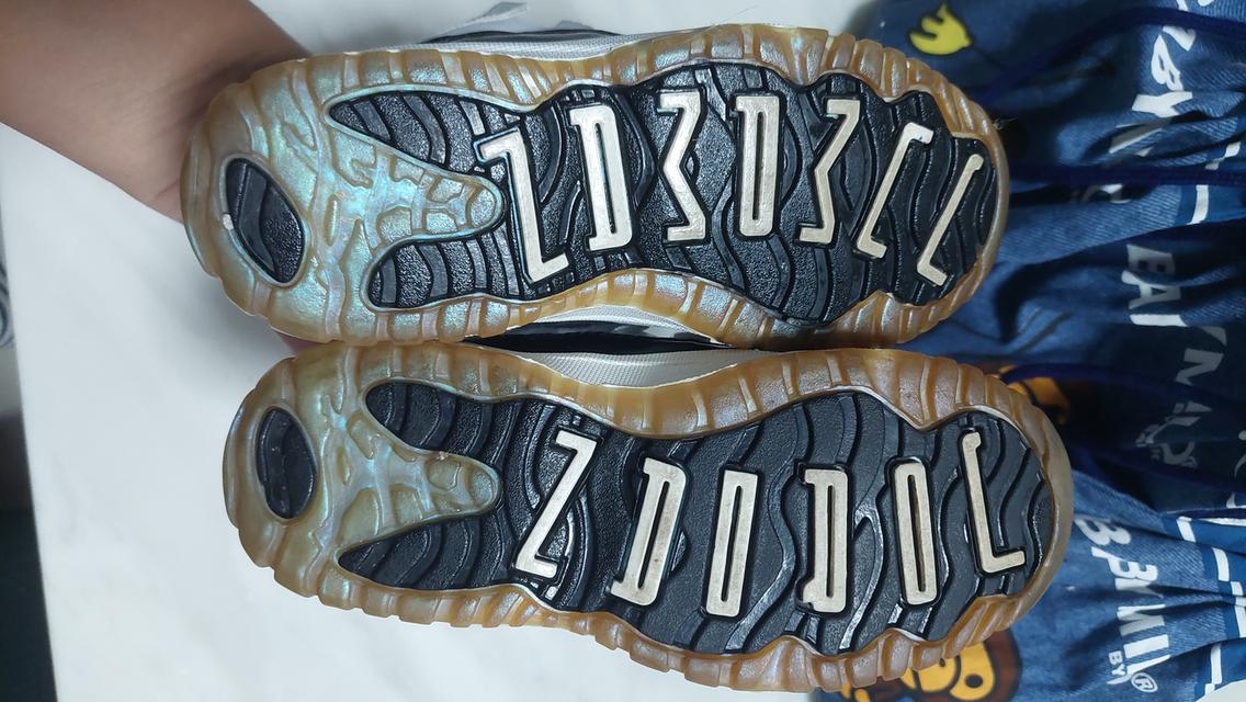 รองเท้าเด็ก Airjordan 11 retro low ของแท้ 3