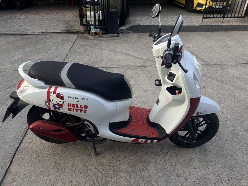ขายรถบ้าน Scoopy x Hello Kitty Limited Edition รูปย่อยที่ 2