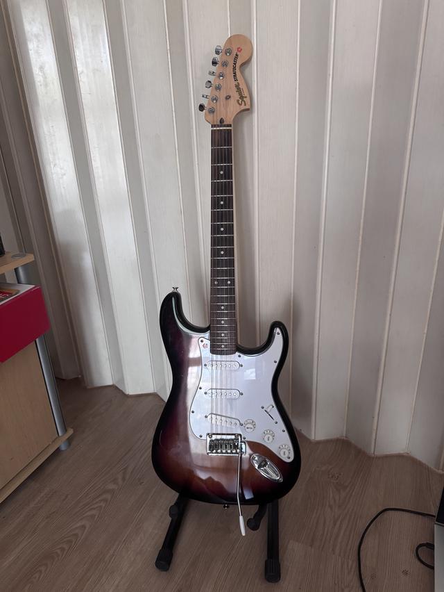Guitar Squire Stratocaster