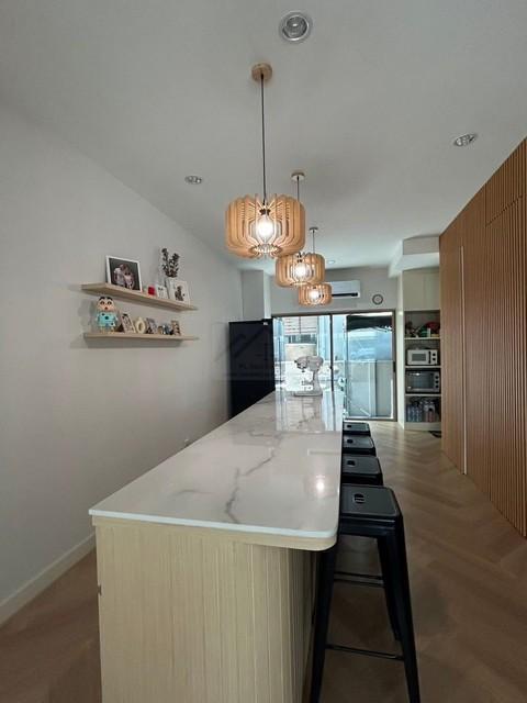 ให้เช่าทาวน์โฮม 3 ชั้น 18.5 ตร.ว. บ้านกลางเมือง พระราม 9-กรุงเทพกรีฑา ใกล้ รร.นานาชาติ 5