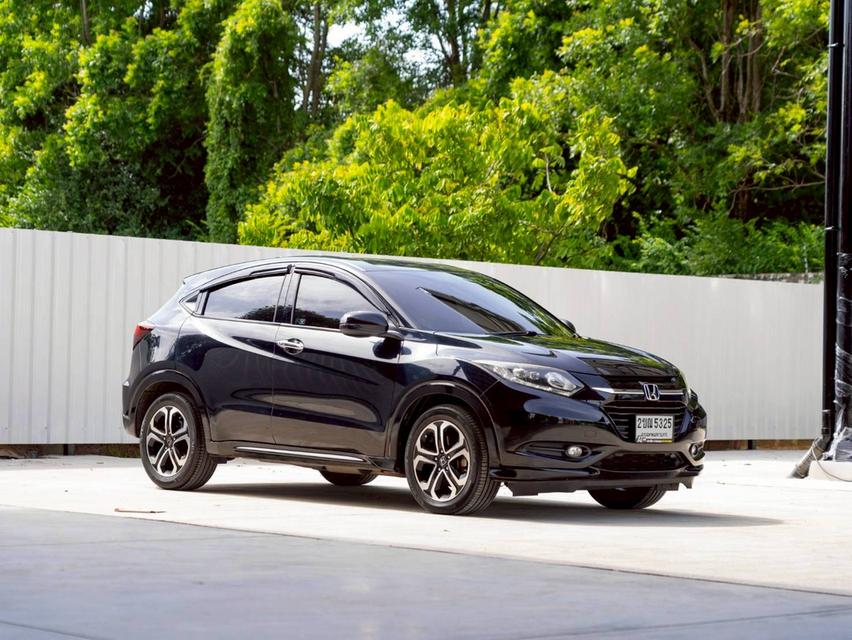 Honda HR-V 1.8E limited ปี จด 2016 3