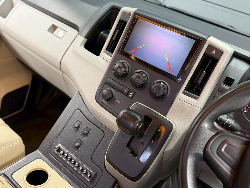 2019 TOYOTA COMMUTER, 2.8 โฉม ปี19-ปัจจุบันสีเทา เครื่องยนต์ 2.8 ดีเซล เกียร์ออโต้ ป้ายฟ้าแท้ รูปที่ 13