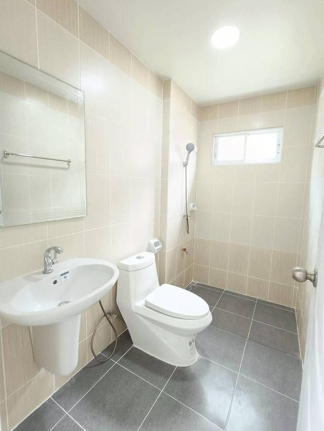 บ้านแฝด รีโนเวทใหม่ หมู่บ้านวราภิรมย์ 2 ลำลูกกาคลอง 3 ตำบลลาดสวาย อำเภอลำลูกกา ปทุมธานี 18