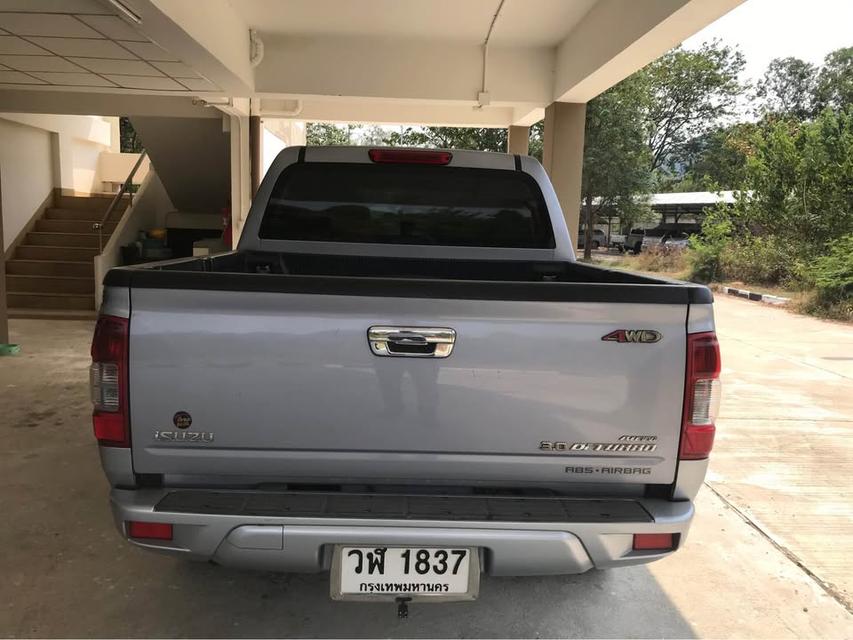  Isuzu D-Max เดิมผู้หญิงใช้รถรับส่งลูก 10