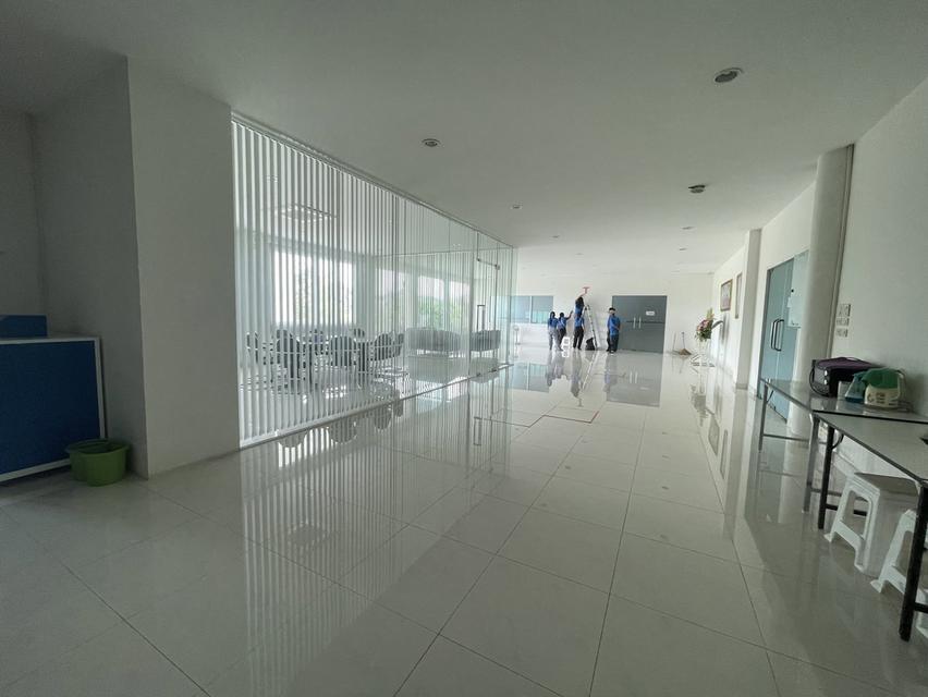 ขายโรงงาน พร้อมสำนักงาน พิกัด ต.บ่อเงิน อ.ลาดหลุมแก้ว จ.ปทุมธานี 16