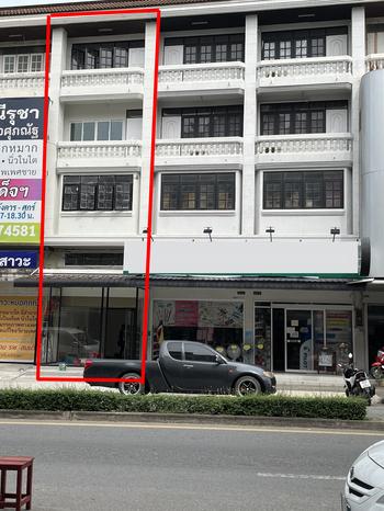 (รีโนเวทพร้อมอยู่) ขายอาคารพาณิชย์ 1 ห้อง (4 ชั้นครึ่ง) ถนนเข้าตลาดสี่มุมเมือง แหลมฉบัง 1