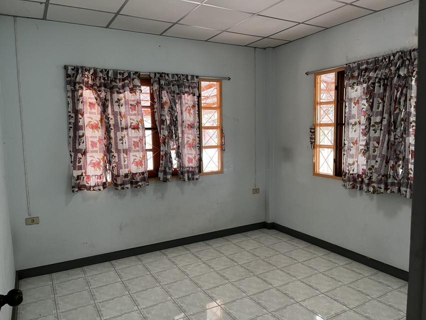 บ้านเดี่ยวหมู่บ้านวรารมย์เพชรเกษม 81  10