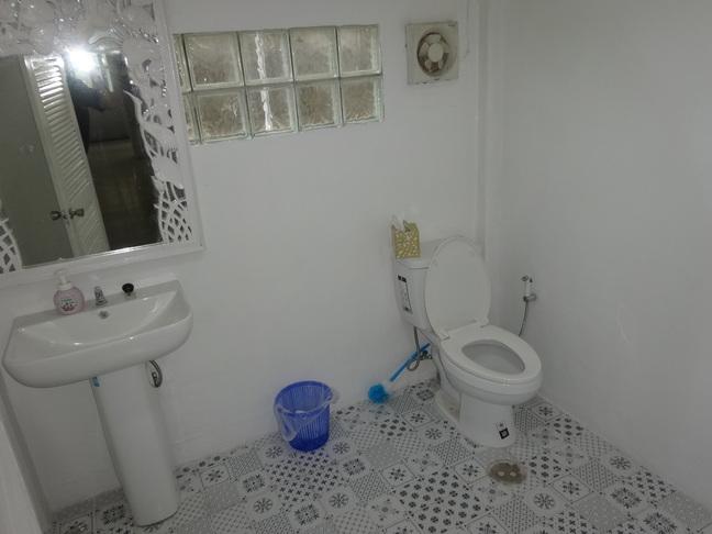 ให้เช่าบ้านเดี่ยว ย่านบางพลัด ซอย.สิรินธร2 ใกล้ห้างตั้งฮั่วเส็ง ธนบุรี หลังใหญ่ ในเมือง ถูกมาก เหมาะทำโฮมออฟฟิต,งานในบ้าน,เช่าอยู่เป็นครอบครัว ฯลฯ 18