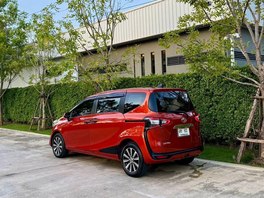 (แจ้งรหัสรถ CH62) #Toyota #Sienta 1.5 V ปี 2017 รุ่นท็อป รูปที่ 4