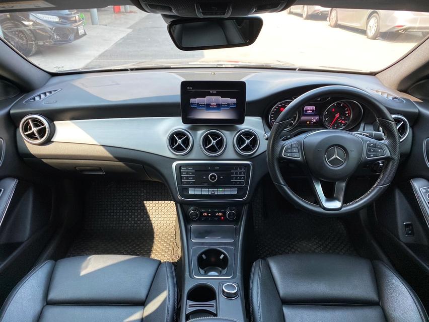 Mercedes-Benz CLA200 Urban Facelift W117 ปี2018 เลขไมล์ 73,xxx km 15