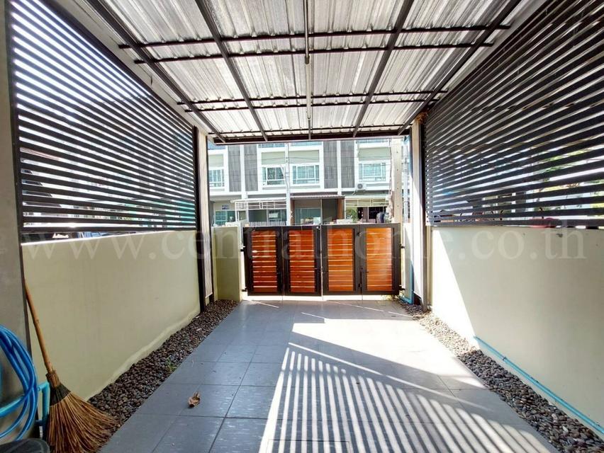 ทาวน์โฮม นลิน อเวนิว 3 รามคำแหง หลังมุม 3