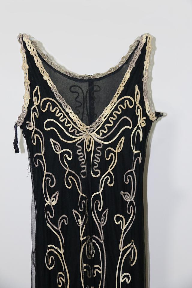 เดรสแม็กซี่ผ้าโปร่งปักลาย สไตล์แกสบี้ เดรส Gatsby Tulle Maxi Embroidered @SP049 8