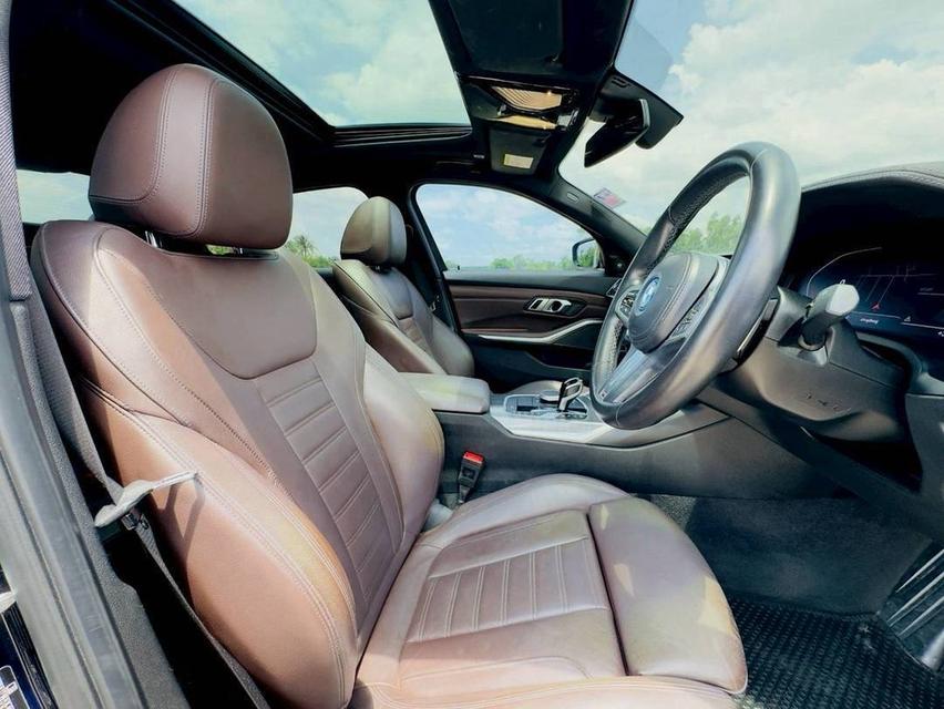 (แจ้งรหัสรถ YO7755) 🚩 BMW 330e M SPORT G20 LCI ปี 2022 จด 2023 รูปที่ 9