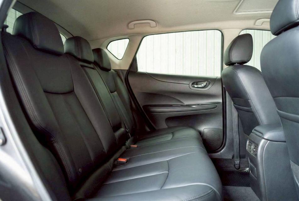 NISSAN PULSAR 1.8 V ปี 2013 สีเทา โฉม ปี12-ปัจจุบัน รูปที่ 11