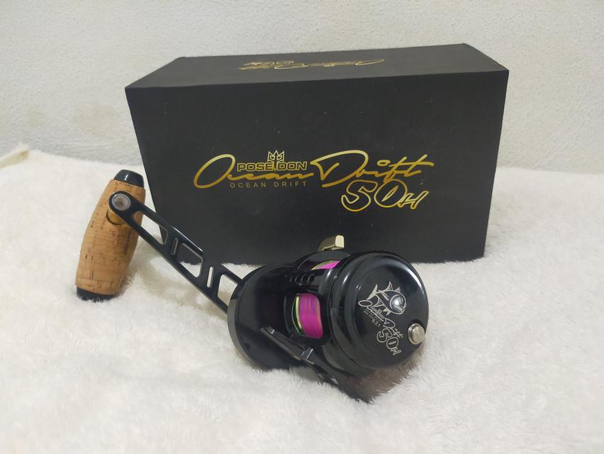 รอกตกปลา Shimano  12