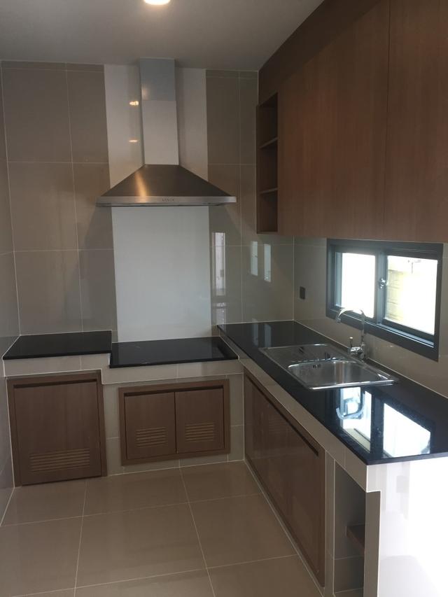 NEW HOUSE FOR RENT SETHASIRI KRUNGTHEP KREETHA 190 Sqm. 75 SqWa, 4 bedroom, 3 bathroom near Suvarnabhumi International Airport,Brighton College 20