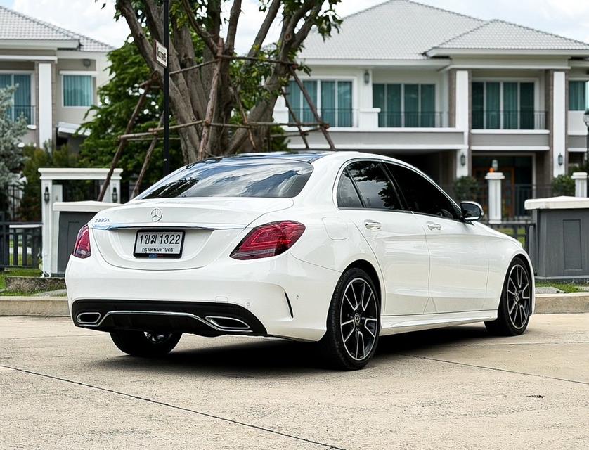 Benz C220d AMG Dynamic รุ่น Top ดีเซลล้วน W205 ปี 2020 หลังคาแก้ว ใช้งานน้อย 9 หมื่นโล รูปย่อยที่ 4