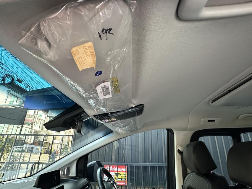 รถตู้ 11 ที่นั่ง HYUNDAI STARIA 2.2 SEL จดทะเบียนปี2022 ฝาท้ายไฟฟ้า บันไดข้างพับเก็บได้ รูปที่ 11
