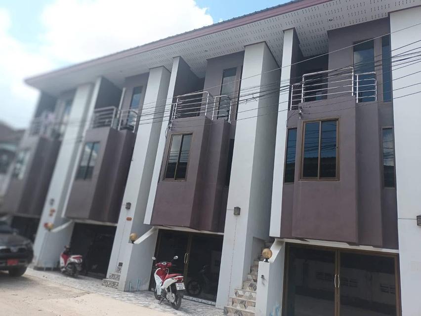 ขายทาวน์โฮมสองชั้นจังหวัดนครศรีธรรมราช 2