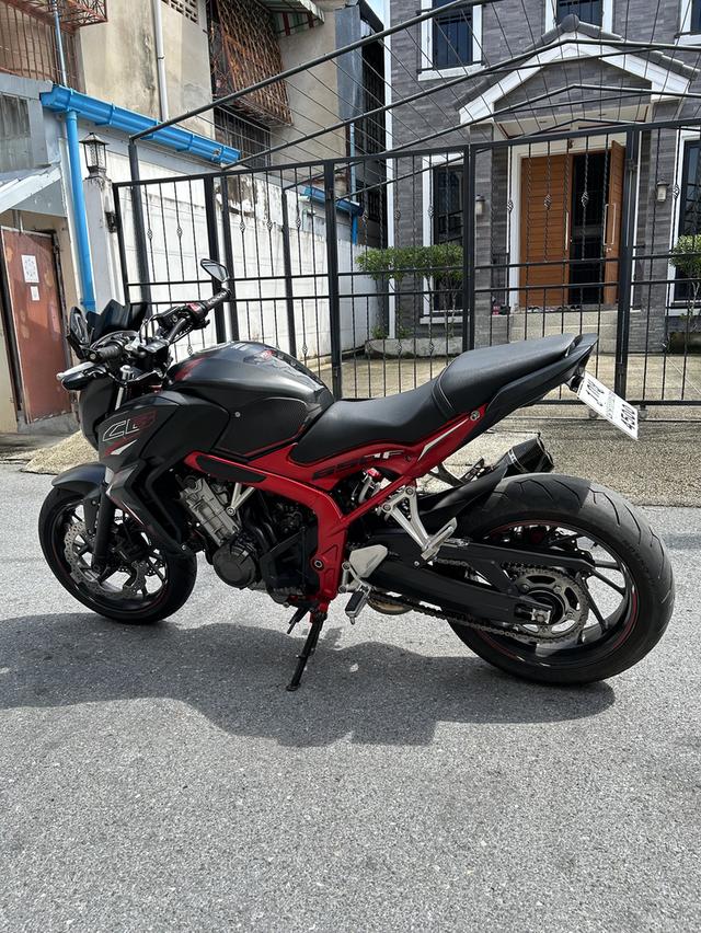 Honda cb650f ปี 2016