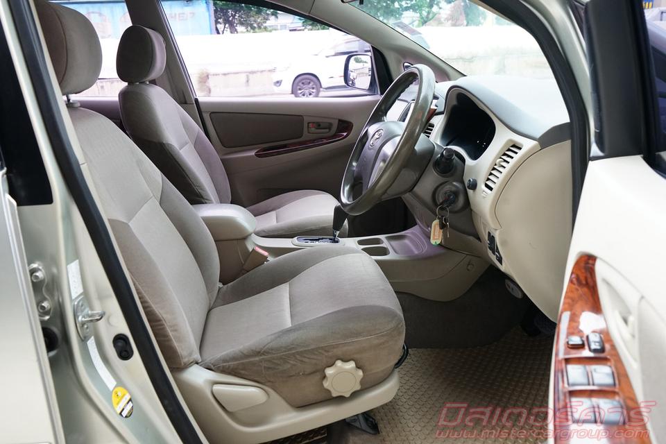 2012 TOYOTA INNOVA 2.0 G OPTION ( 8456 ) 11