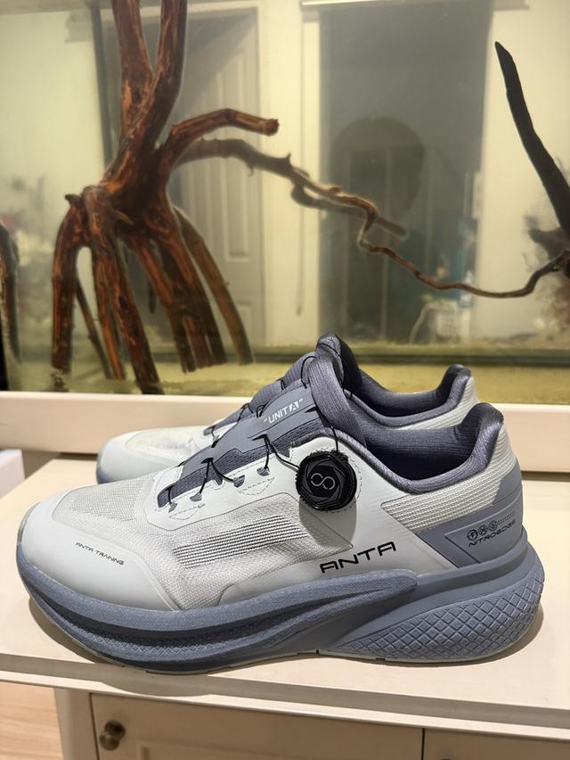 Anta Training ชาย ขนาด 8.5 uk รูปที่ 4