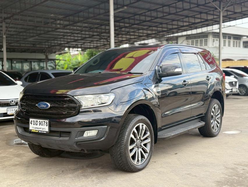 Ford Everest 12