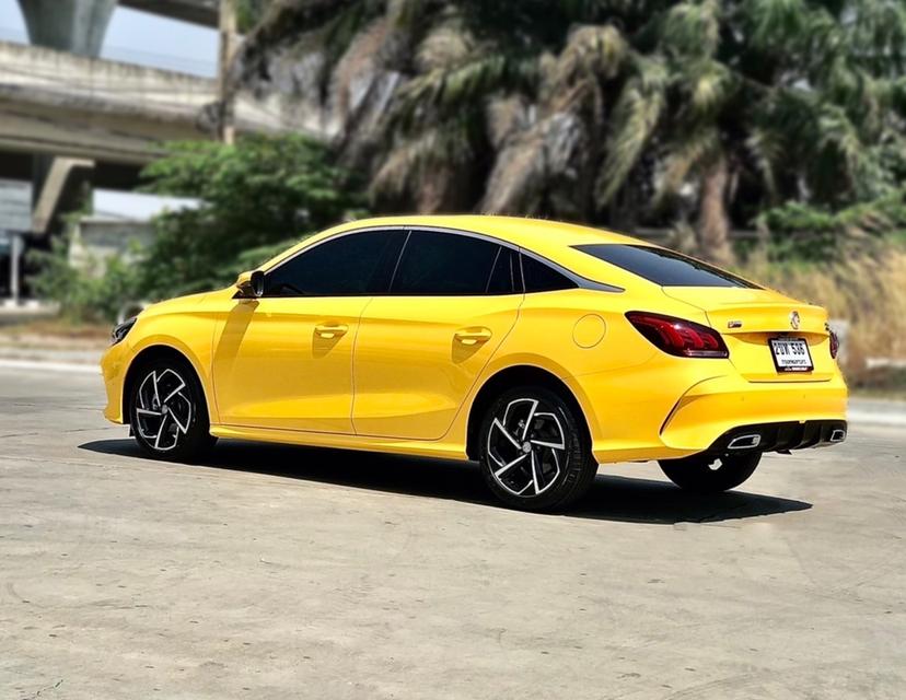 2021 MG 5  1.5X TOP SUNROOF 15