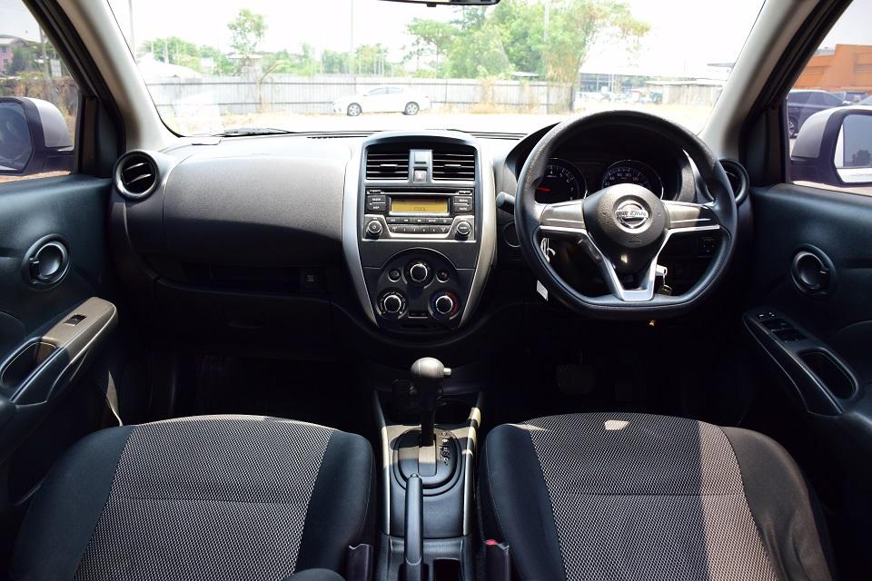 ฟรีดาวน์ ปี2018 NISSAN ALMERA 1200 cc ไมเนอร์เช้น ออโต้ แอร์เย้นฉ่ำ ภายในใหม่สะอาด CD MP3 ABS AIRBAG รถมือเดียว รีโมท เซ็นเซอร์กันชน โทร 0957401229 รูปที่ 7