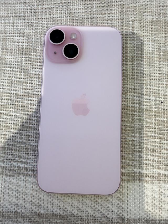 iPhone 15 สีชมพู 128 รับเทิร์นเครื่องเก่าให้ราคาสูง