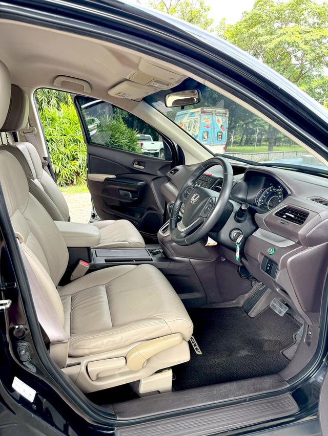 Honda Cr-v 2.0 S ปี 13 จด 14 รถบ้านมือเดียว ซื้อเงินสดมา  มีประกันชั้น 1 เหลือ 17
