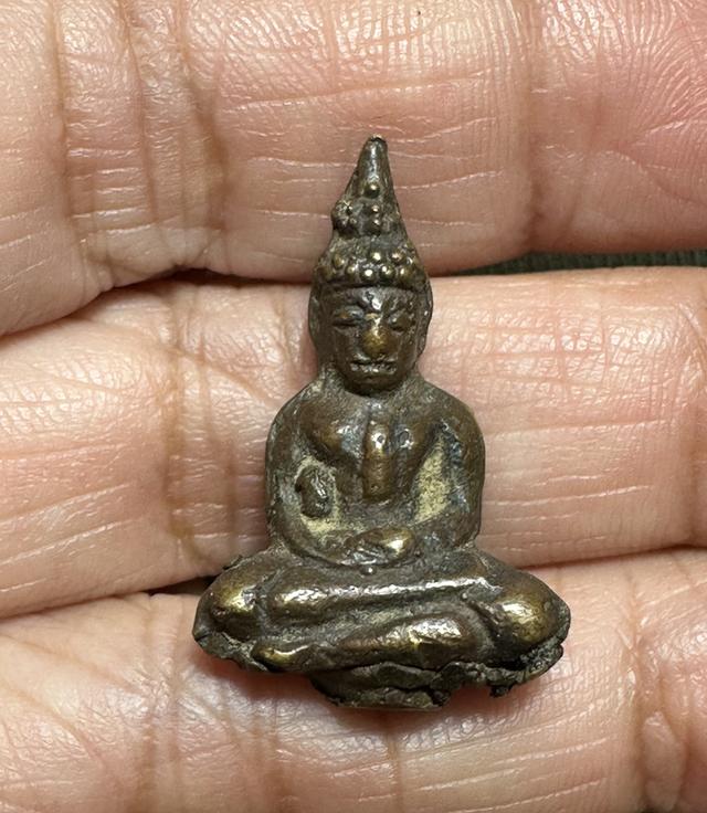 พระยอดธง เก่า ไม่ทราบที่