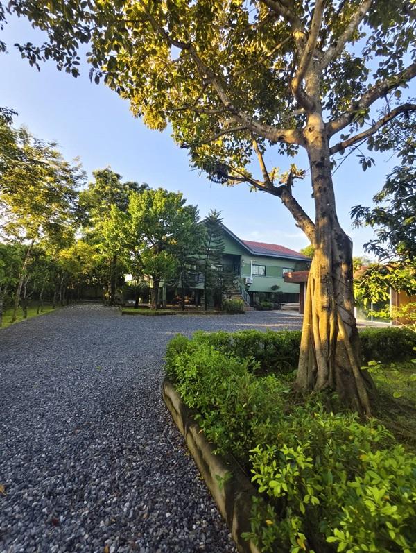 ขายบ้านสวน พร้อมที่ดิน รวม 3 ไร่ บึงกาสาม อ.หนองเสือ จ.ปทุมธานี น้ำไม่ท่วม เจ้าของขายเอง โทร.086-7777215 2