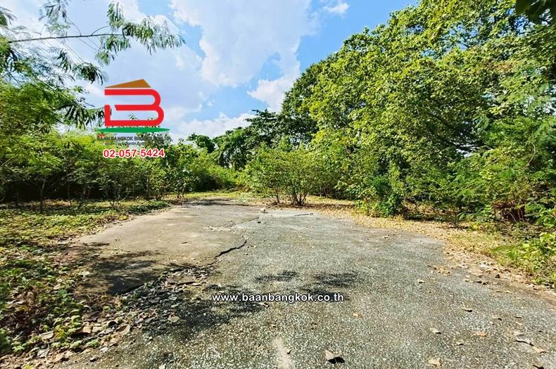 ที่ดินเปล่า เนื้อที่ 7-2-67 ไร่ ซอยประชาชื่น 4 แยก 1-4, ใกล้สถานีขนส่งสายเหนือ ถนนวิภาวดี แขวงบางซื่อ เขตบางซื่อ 2