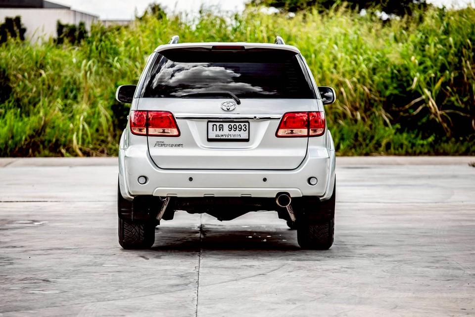 TOYOTA FORTUNER 3.0V 4WD สีเทา เกียร์ออโต้ ปี 2005 แต่งครบๆ หลักแสน 8