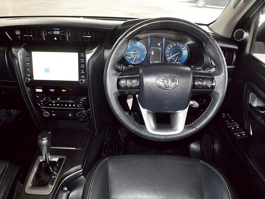 รหัสรถ KCY8558 TOYOTA FORTUNER 2.4V AUTO 4WD ปี 2021 10