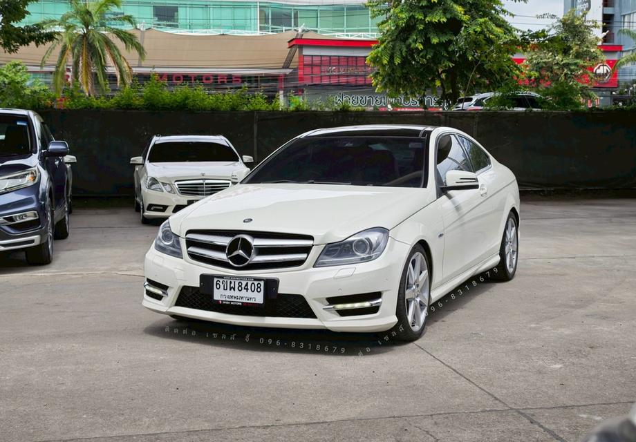Mercedes Benz C180 Coupe W204 ปี 2011