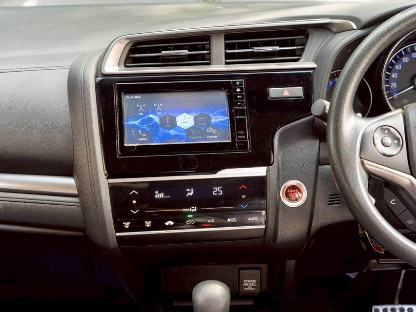 Honda jazz 1.5 RS ปีจด 2018 12