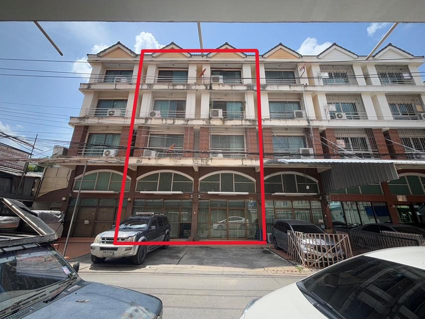 อาคารพาณิชย์ 4 ชั้น พท 46 ตร.วา 500 ตรม เดินทางสะดวก ใกล้ MTRบางโพ 6