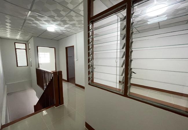 ขายทาวน์เฮ้าส์ หมู่บ้านปิยวรารมย์ 3 ถนนบ้านกล้วย-ไทรน้อย อำเภอไทรน้อย นนทบุรี 6