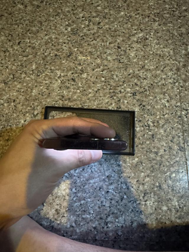 ขายๆๆๆถูกSamsungS22Ultraสีใหม่หายากBurgundy Red 256กิ๊กRam12สูนTrueสภาพสวยการใช้งานดีเยี่ยมทุกๆฟังชั่นเครื่องรีสโตได้ตลอดไม่มีติดแอคเค้าใดๆคับ สภาพ: