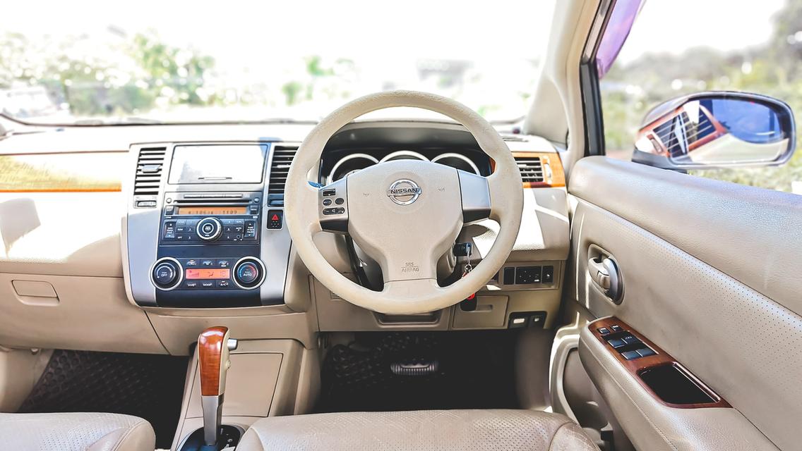 NISSAN TIIDA 1.6 A/T ปี 2009 จด 2010 รูปที่ 12