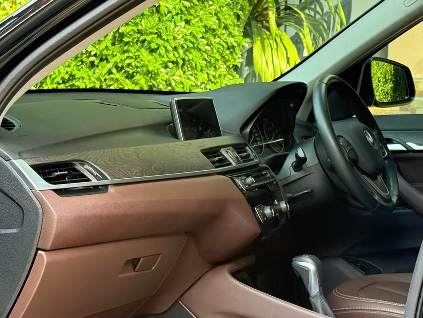 2017 BMW X1 F48 รถออกศูนย์ BMW THAILAND รถสวยสภาพสมบูรณ์พร้อมใช้งาน รถวิ่งน้อย เข้าศูนย์ทุกระยะ รถไม่เคยมีอุบัติเหตุครับ รูปที่ 11