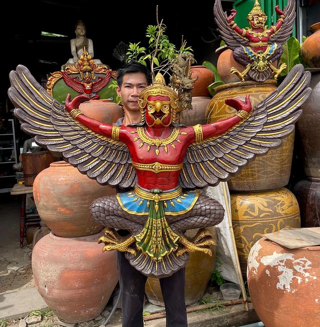 พญาครุฑองค์ใหญ่ ครุฑหน้าสำนักงานเก่า ขนาด130x90cm