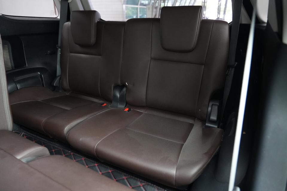 2019 TOYOTA FORTUNER 2.4 V 2WD SUV สีขาว เลขไมล์ 113171 กม. 14