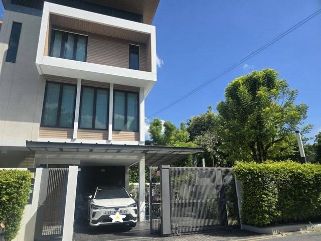 ให้เช่าบ้านเดี่ยว 3 ชั้น 450 ตรม. The AVA residence ดิเอวา เรสซิเดนซ์ สุขุมวิท 77 ใกล้ MRT ศรีนุช 1