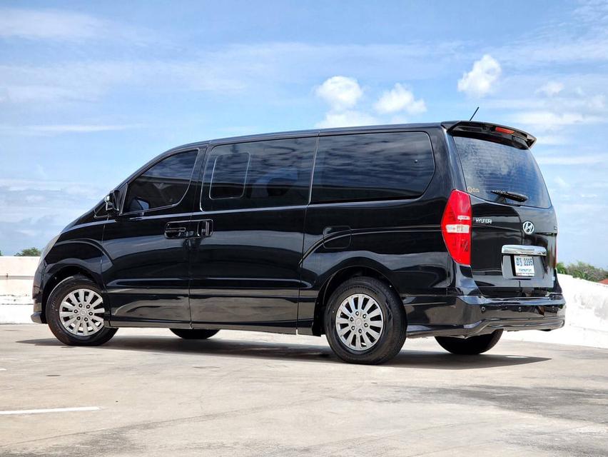 ด่วนๆคุ้มๆ Hyundai H1 2.5 Elite AT ดีเซล 2017 แต่งVIPเครื่องเสียงมา2แสน5 3