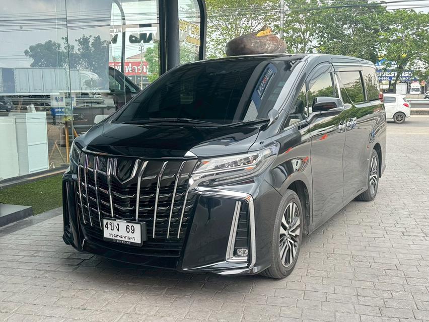 Toyota Alphard 2.5 SC Package 2023 สีดำ มือเดียว (รถพิธีกรชื่อดัง)