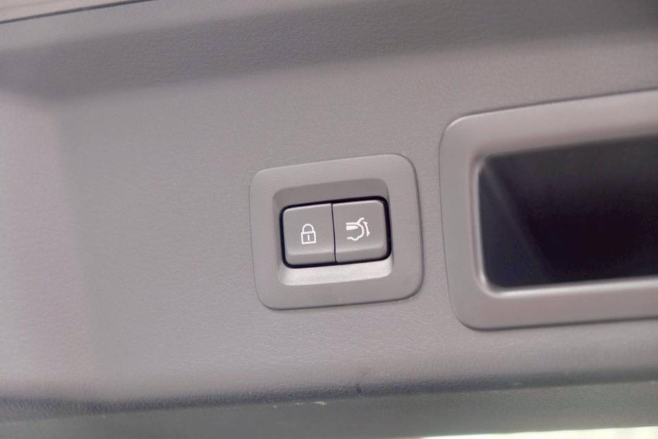 รหัสรถ SAP1607 ปี2021 Mazda CX-30 2.0 SP SUV 7